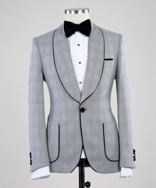 Tuxedo houndstooth suit